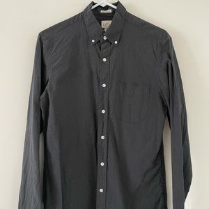 J. Crew men’s slim untucked grey button down